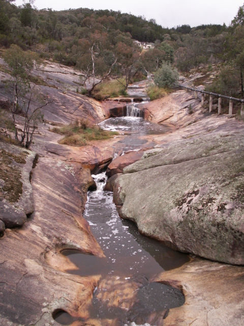 gorge 9